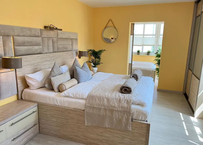 Trautes Heim Villa *